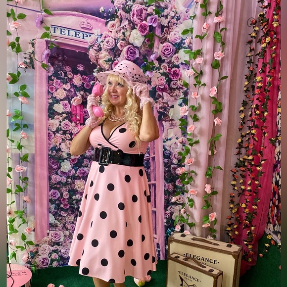 50’s House Wife Polka dot dress Halloween costume size L - Picture 3 of 8